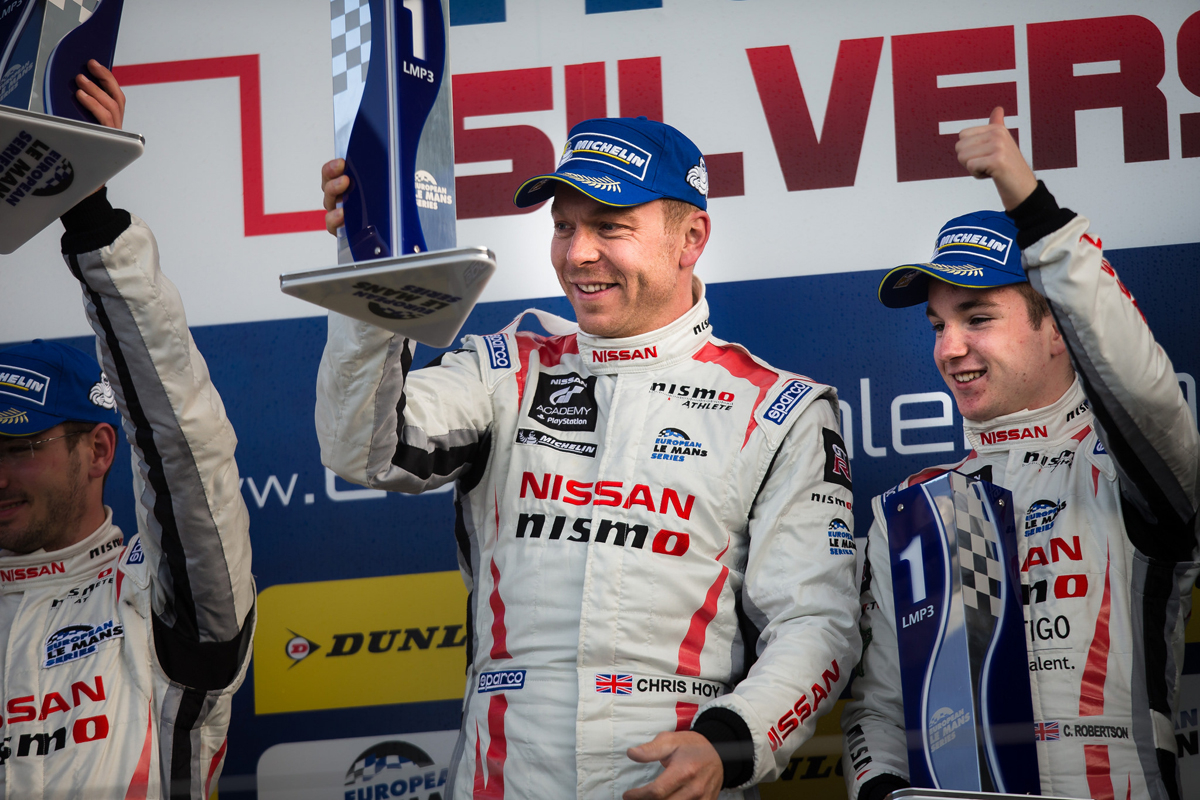 Sir Chris Hoy offre l'Or à Nissan